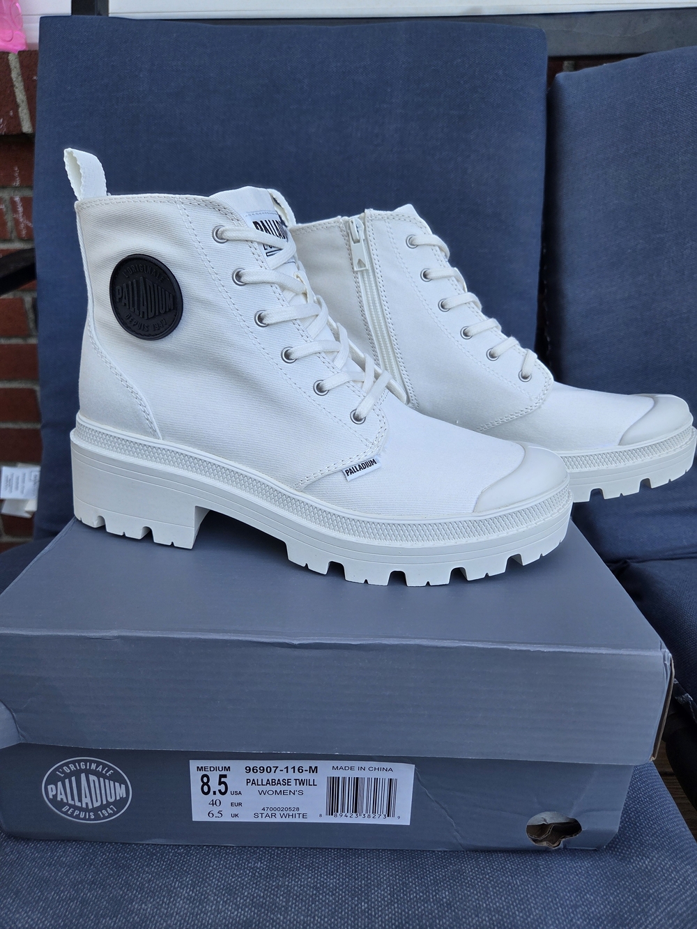 Palladium Pallabase Twill Platform Boots Star White Women's Size 8.5